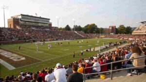 How Long Are Football Games – An Easy Guide!